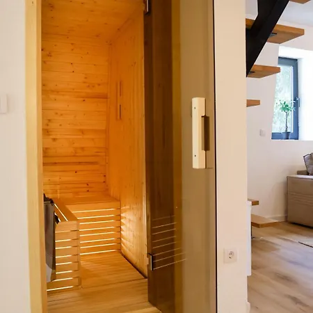 Marko - Dvorista Apartman *